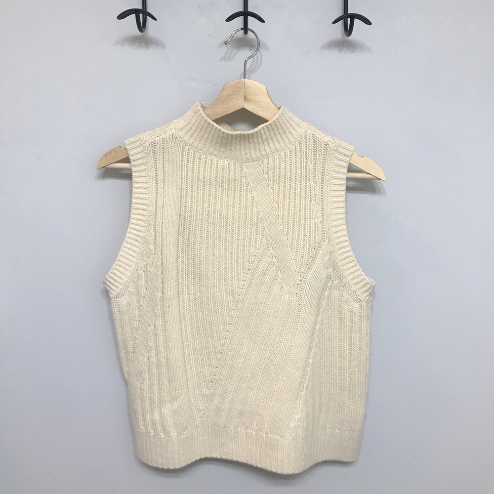 Sweater Vest